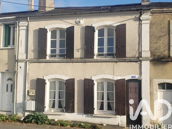 Maison à vendre 4 pièces 82 m² Ruffec