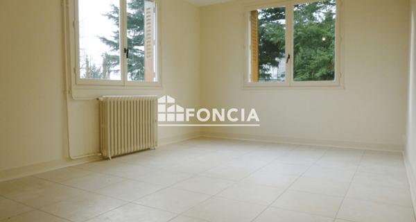 Location Maison 4 pièces 90.08 m² - Saint-andré-de-corcy 01390