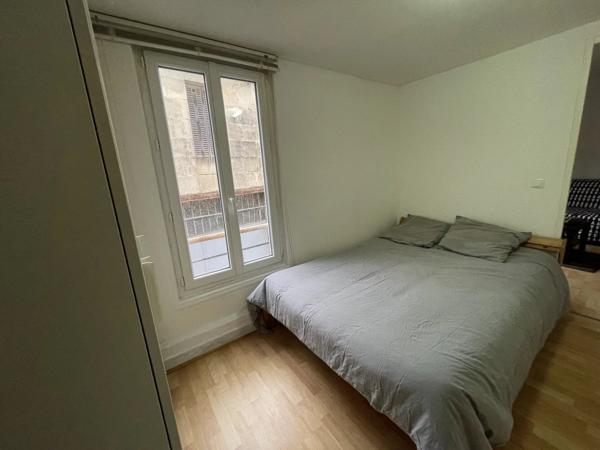 Location                                                      Appartement
                        
                     2 pièces                      27 m2                     à Niort