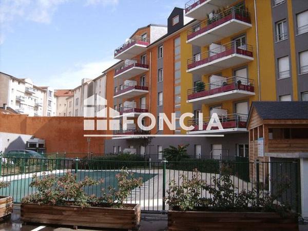 Location Studio 30.46 m² - 19 AVENUE HOCHE Tarbes 65000