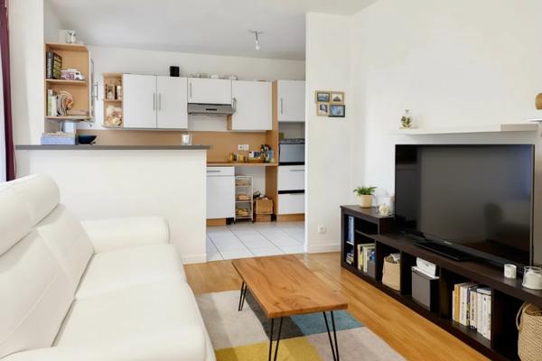 Appartement
         3 pièces
        - 71 m² Exclusivité 225 000 € *