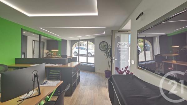 Immeuble à vendre  93 m2 THEIX NOYALO - 56