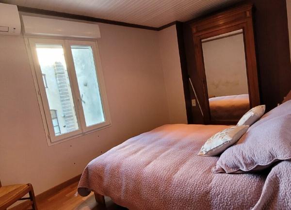 Maison à vendre    3 pièces •  Pont-Saint-Esprit