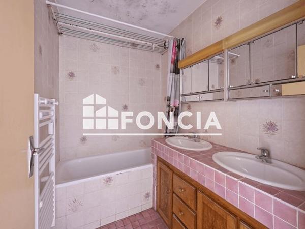 À vendre Appartement 6 pièces 122 m² - Bourgoin-jallieu 38300