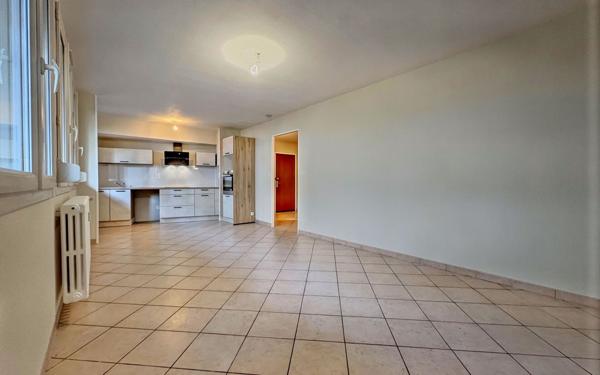 Appartement à vendre    3 pièces • 68 m2 Chenôve