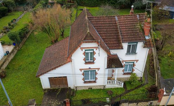 Maison Nevers, 4 chambres, quartier Victor Hugo, Polyclinique du Val de Loire, Garage, Terrain arboré, aucun travaux, 2h30 de Paris
