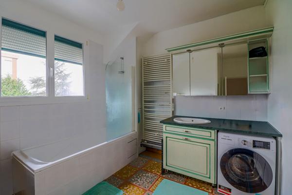 Maison Nevers, 4 chambres, quartier Victor Hugo, Polyclinique du Val de Loire, Garage, Terrain arboré, aucun travaux, 2h30 de Paris