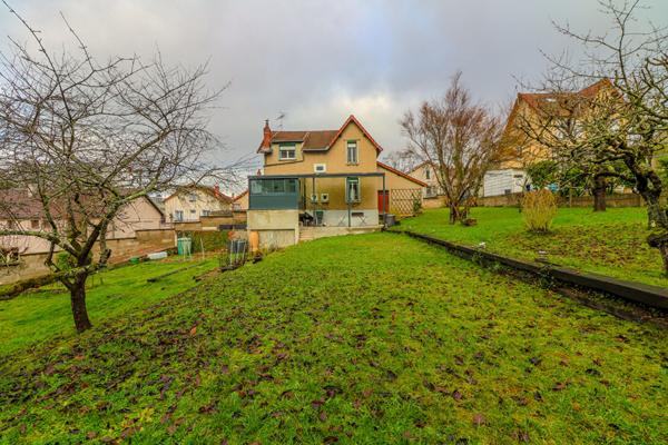 Maison Nevers, 4 chambres, quartier Victor Hugo, Polyclinique du Val de Loire, Garage, Terrain arboré, aucun travaux, 2h30 de Paris