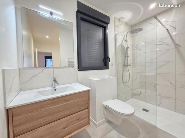 Maison à SOTTEVILLE-LES-ROUEN, 76300 - 6 pièces 117m²