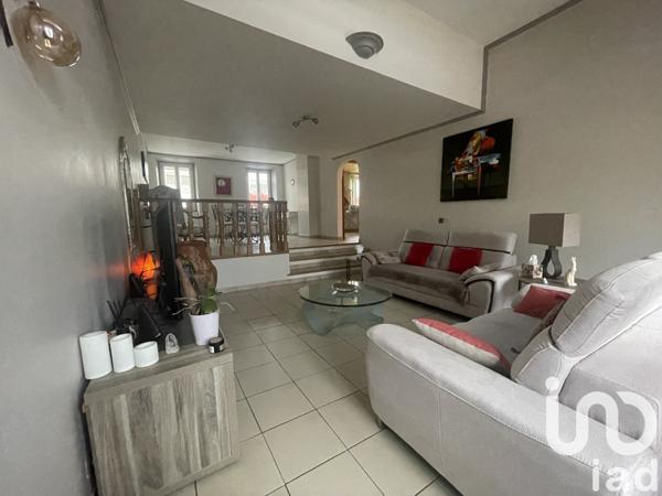 Duplex 7 pièces de 149 m² à Alès (30100)