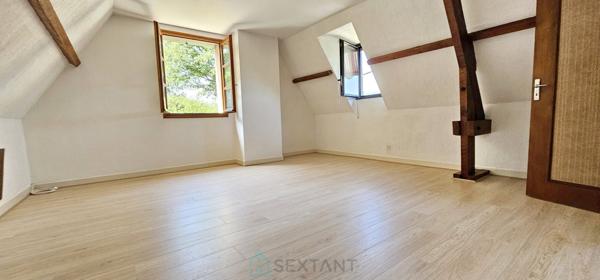 A Souillac maison de 173 m² au calme avec une belle vue sur la vallée de la Dordogne.