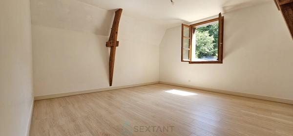 A Souillac maison de 173 m² au calme avec une belle vue sur la vallée de la Dordogne.