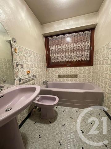 Maison à vendre  5 pièces - 155,08 m2 LA VILLE DIEU DU TEMPLE - 82