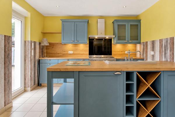 BIEN RARE A DOLE: Maison Bourgeoise aux volumes exceptionnels