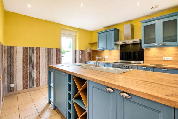 BIEN RARE A DOLE: Maison Bourgeoise aux volumes exceptionnels