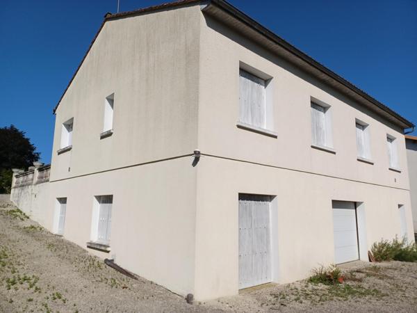 Maison près centre-bourg, 3 chambres garage jardin
