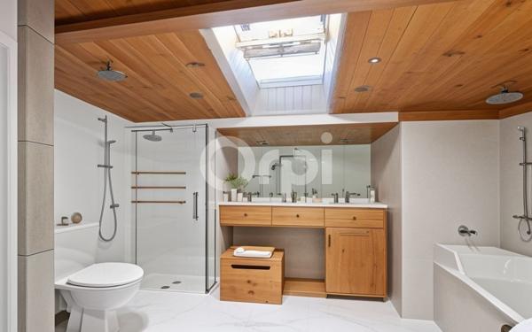 Maison à vendre    8 pièces •  Roquebrune-sur-Argens
