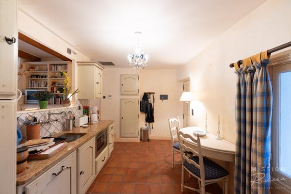 Peillon (06440) Studio avec terrasse dans le village médiéval de Peillon – à 20 minutes de Nice