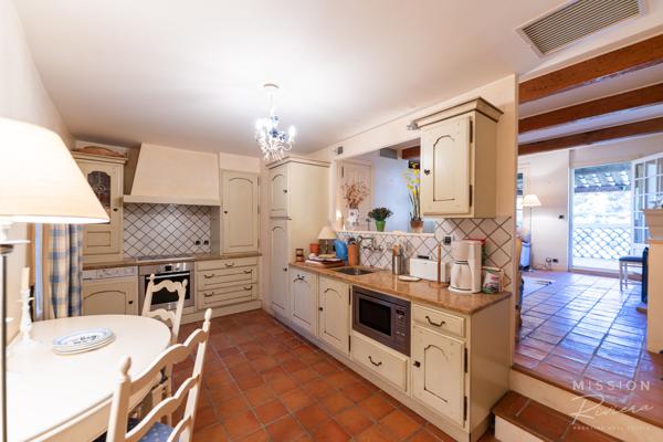 Peillon (06440) Studio avec terrasse dans le village médiéval de Peillon – à 20 minutes de Nice