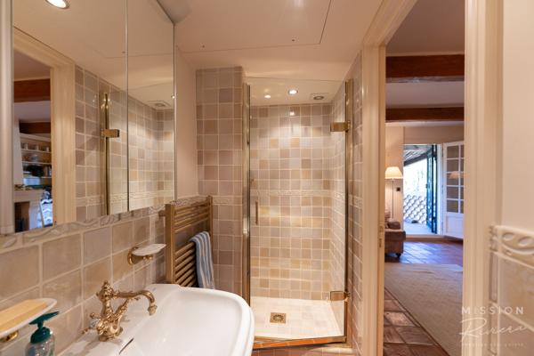 Peillon (06440) Studio avec terrasse dans le village médiéval de Peillon – à 20 minutes de Nice