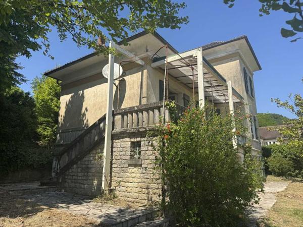 Maison ancienne - Saint-cyprien Maison ancienne avec jardin, position dominante