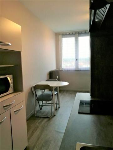 Appartement à louer    1 pièce • 18 m2 Albi