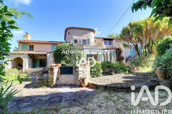 Maison à vendre 9 pièces 173 m² Saint-Cyr-sur-Mer