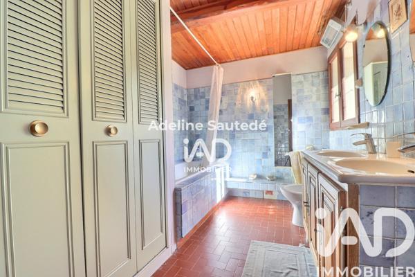 Maison à vendre 9 pièces 173 m² Saint-Cyr-sur-Mer
