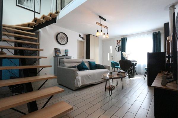 Maison 3 chambres avec vie de plain-pied, tout proche des commerces, jardin et appentis