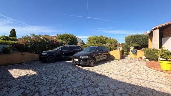 Maison familiale avec piscine au calme