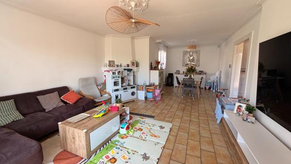 Maison familiale avec piscine au calme