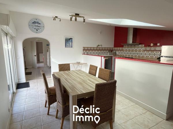 Vente maison Rochefort, 98m² 4 pièces 231 000€ Charente-maritime