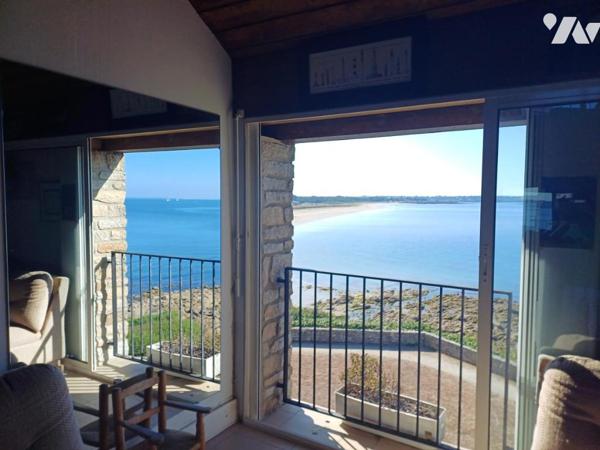 A VENDRE à ARZON (56) FACE MER - APPT en duplex de 71,02m2 + cave et garage double