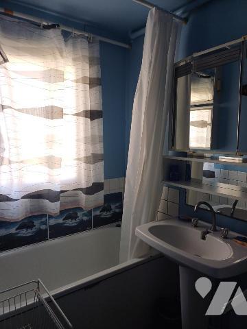 A VENDRE à ARZON (56) FACE MER - APPT en duplex de 71,02m2 + cave et garage double