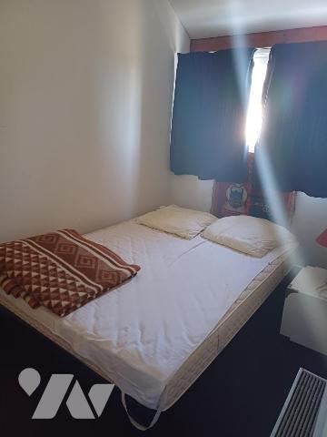 A VENDRE à ARZON (56) FACE MER - APPT en duplex de 71,02m2 + cave et garage double