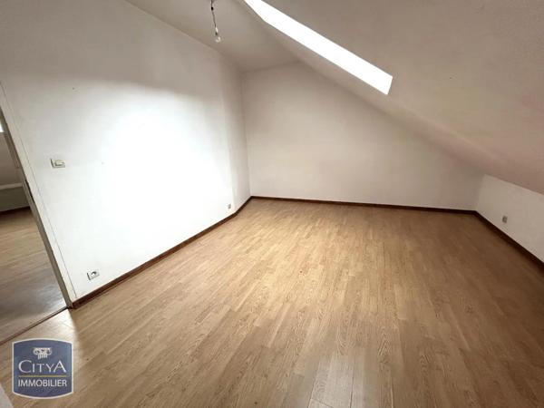 Maison à louer 4 pièces 129.49m² Rogécourt (02800)
