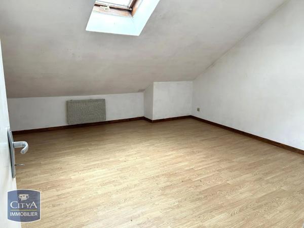 Maison à louer 4 pièces 129.49m² Rogécourt (02800)