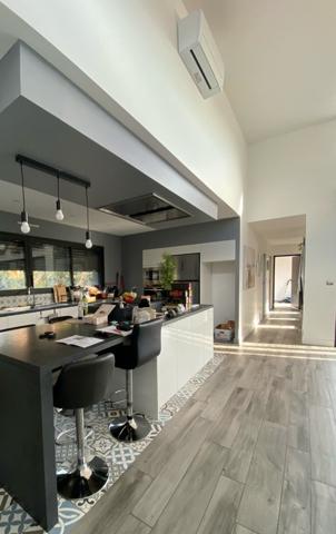 Belle contemporaine à Lège bourg