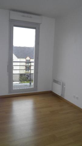 Appartement 2 pièces avec balcon et parking