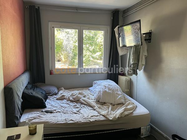 Vente
                Immeuble341 m² - 17 Pièces -
                    ATHIS MONS (91200)