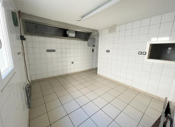 Immeuble à vendre à La Guerche-de-Bretagne en Ille-et-Vilaine (35130), ref : 118/1037