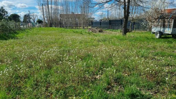 Terrain à vendre    La Ville-Dieu-du-Temple