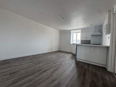Appartement à louer à Cherbourg-en-Cotentin dans la Manche (50100), ref : 045/1745