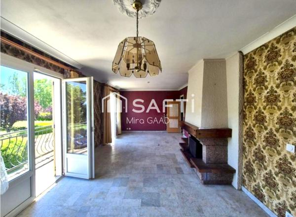 Grande maison familiale T4 + T2 avec 8000 m2 terrain et piscine