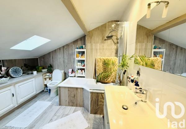 House for sale 5 rooms 103 m² Mourenx