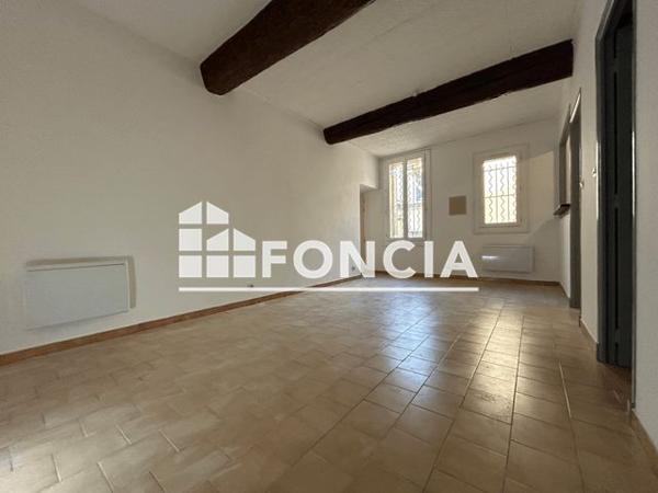 Location Studio 28.38 m² - 18 RUE BEC DE LIEVRE Nimes 30000