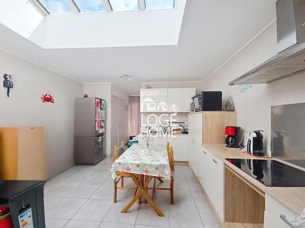 Maison mitoyenne - vendue louée - renovée - chambres - jardin