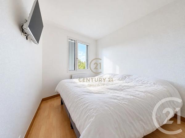 Appartement F3 à vendre  3 pièces - 60,92 m 2   NOISIEL  - 77