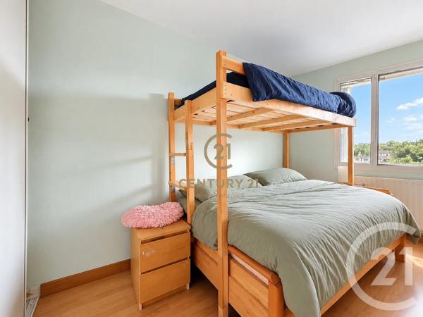 Appartement F3 à vendre  3 pièces - 60,92 m 2   NOISIEL  - 77