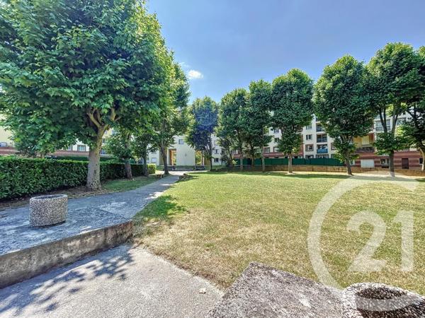 Appartement F3 à vendre  3 pièces - 60,92 m 2   NOISIEL  - 77